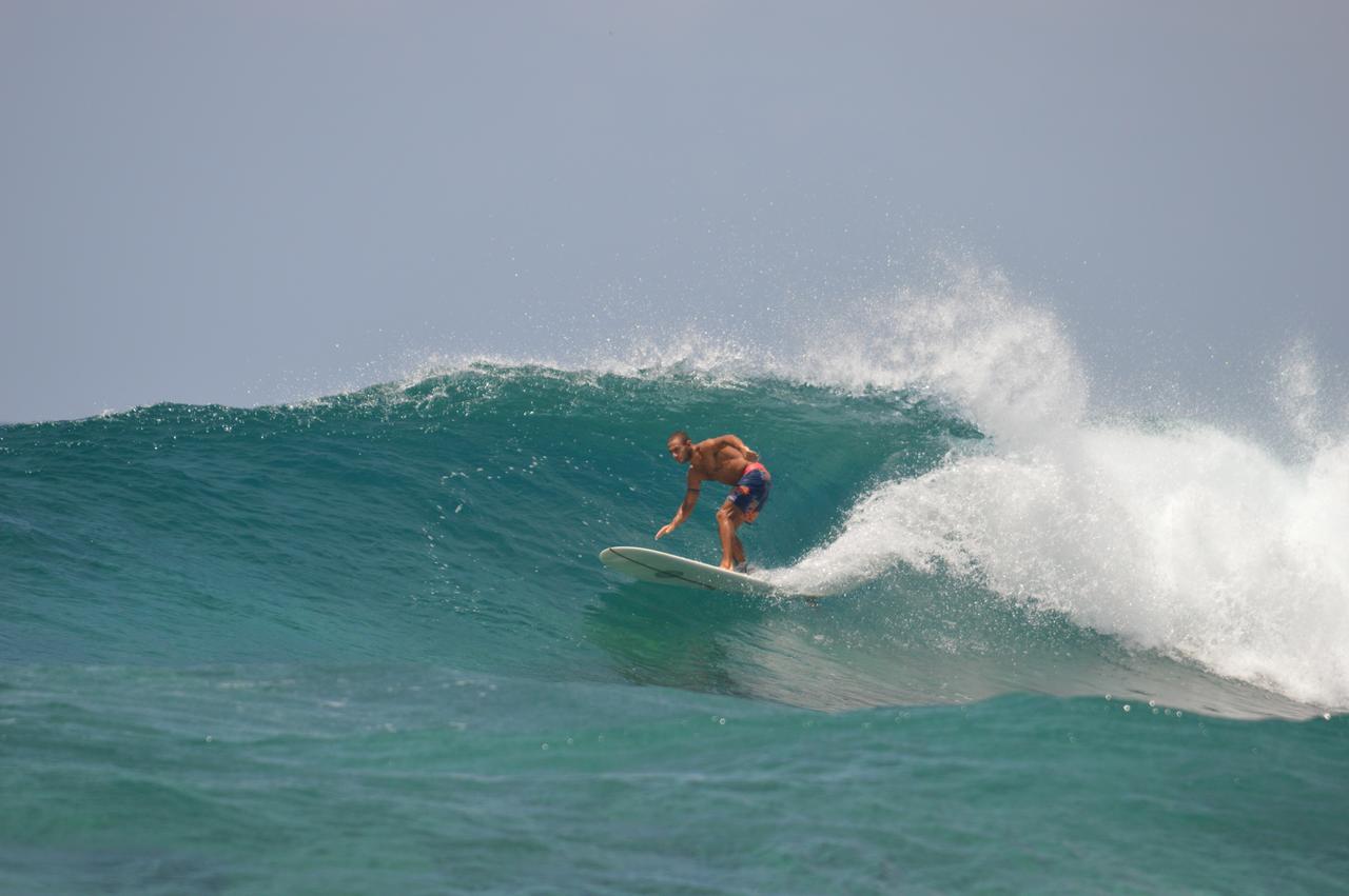 Surf Trip Maldives Hotel Thulusdhoo Eksteriør billede